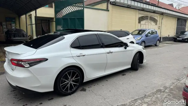 Toyota Camry 2018 · 3.5 AT