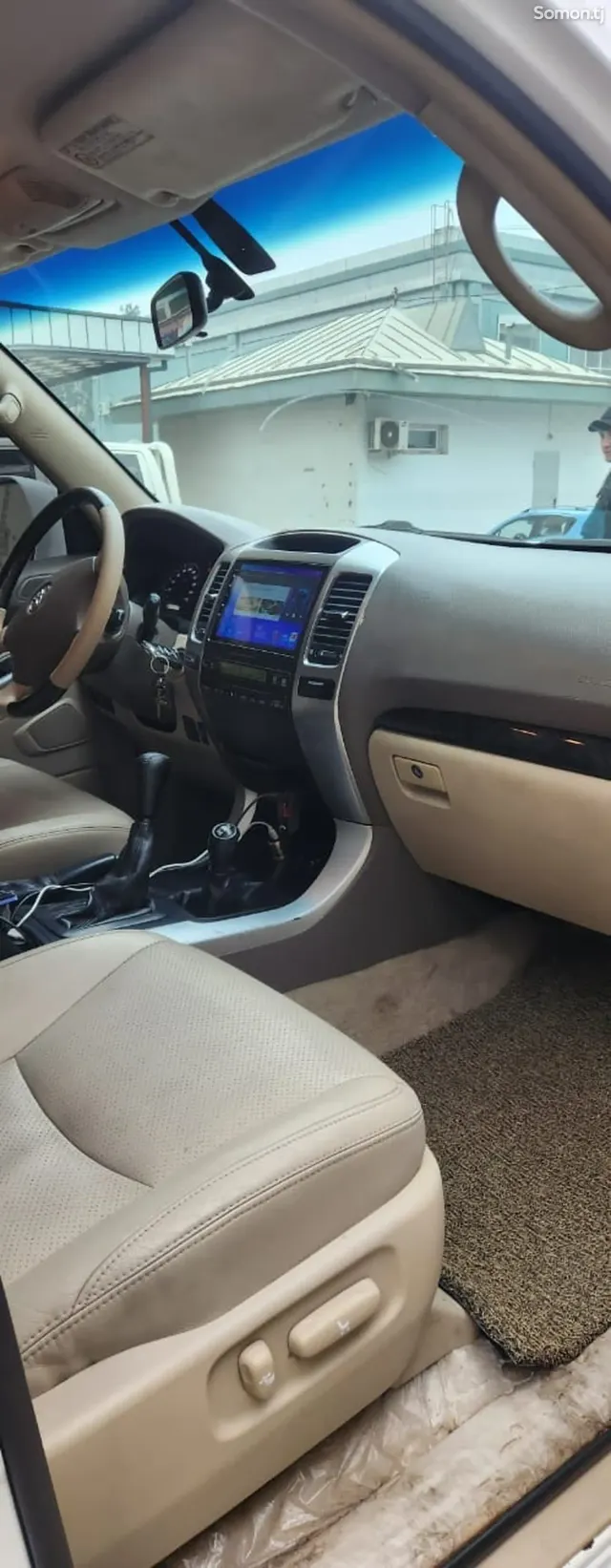 Toyota Land Cruiser Prado 2008 · 3.0 AT