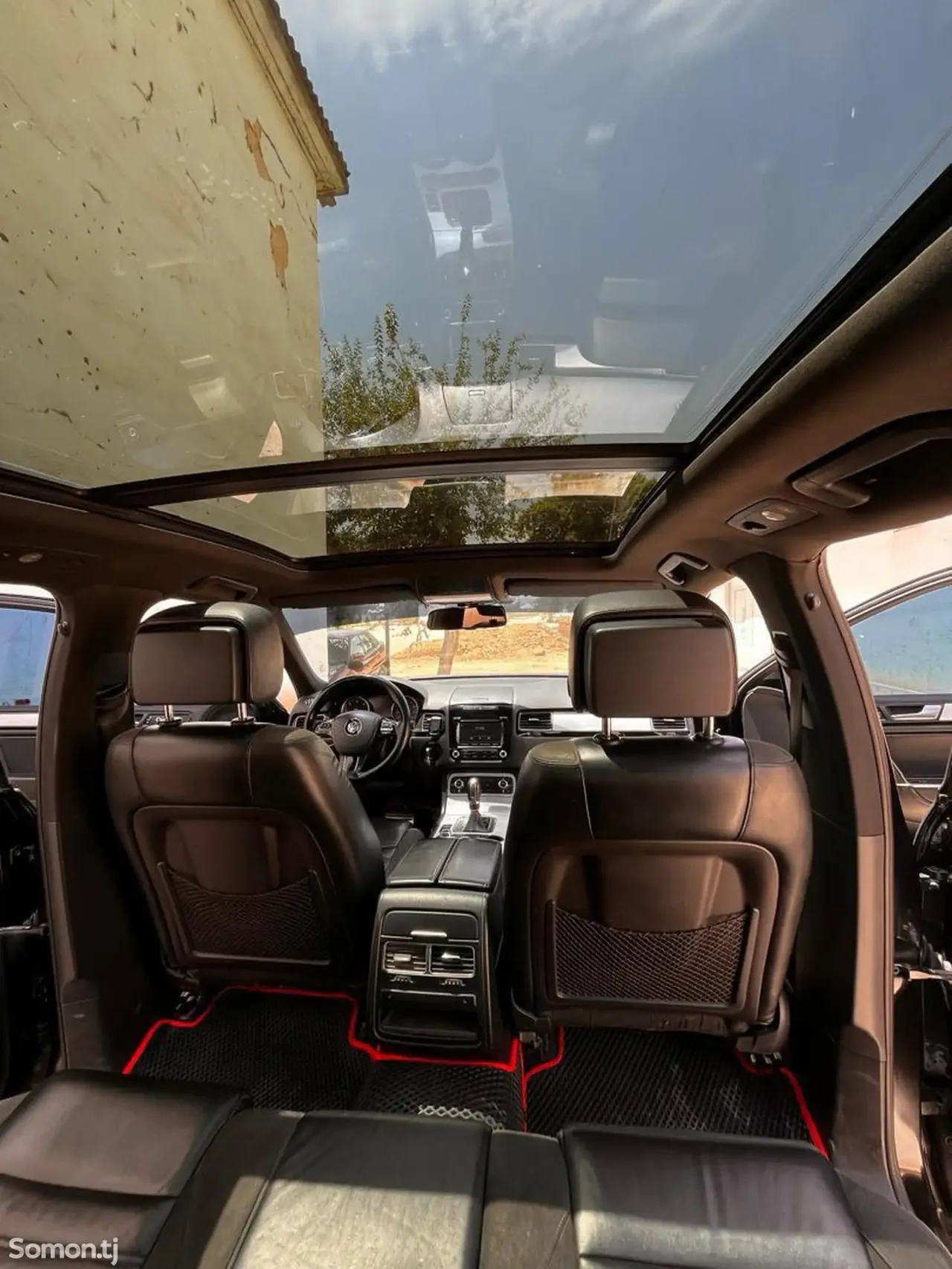 Volkswagen Touareg 2013 · 3.0 AT
