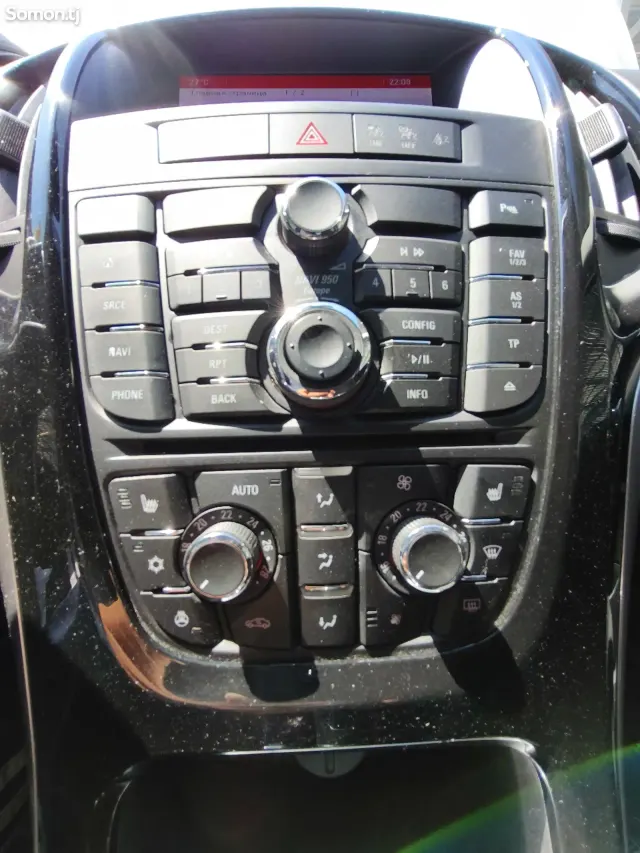 Opel Astra J 2015 · 2.0 AT