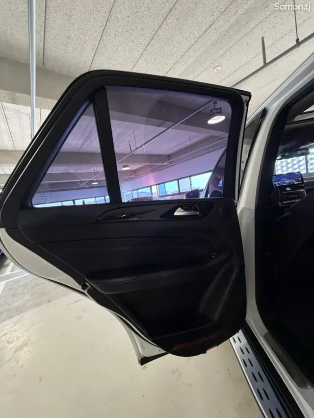 Mercedes-Benz ML class 2015 · 3.5 AT