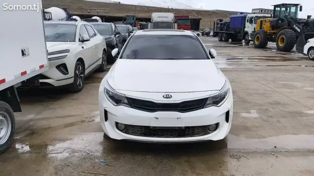 Kia K5 2017 · 2.0 AT
