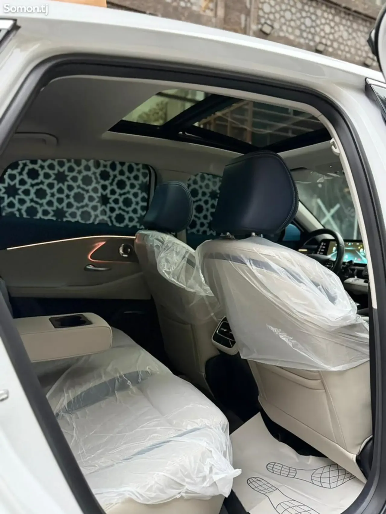 Chery Arrizo 8 2024 · 1.6 AT