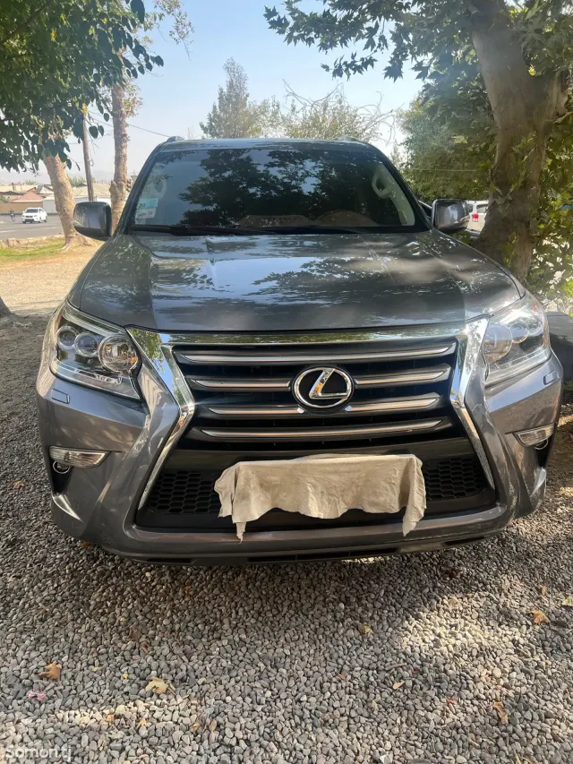 Lexus GX series 2017 · 4.6 AT