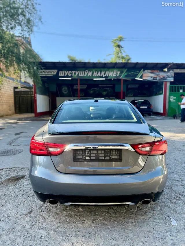 Nissan Maxima 2017 · 3.5 AT