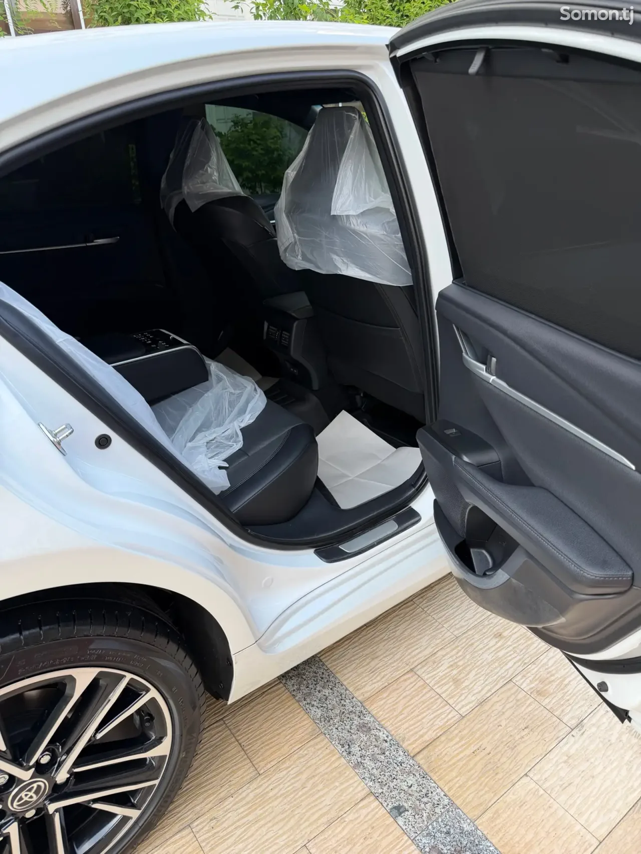 Toyota Camry 2025 · 2.5 AT