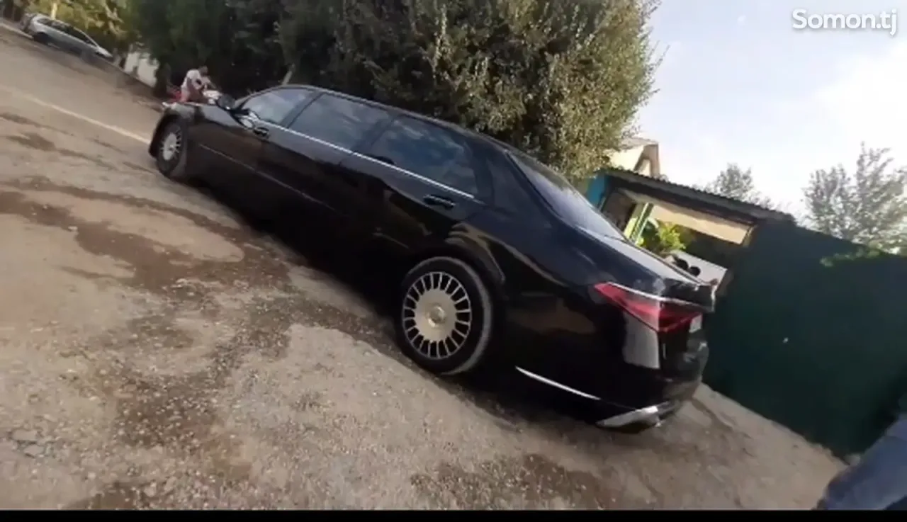 Mercedes-Benz S class 2001 · 3.2 AT
