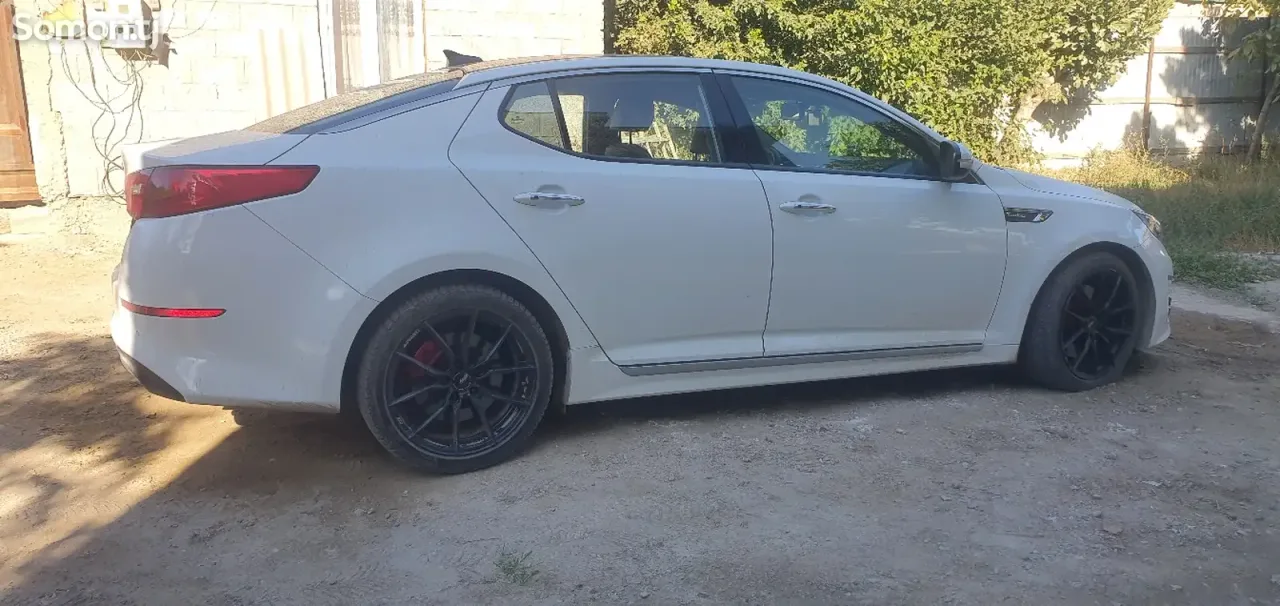 Kia K5 2014 · 2.0 AT