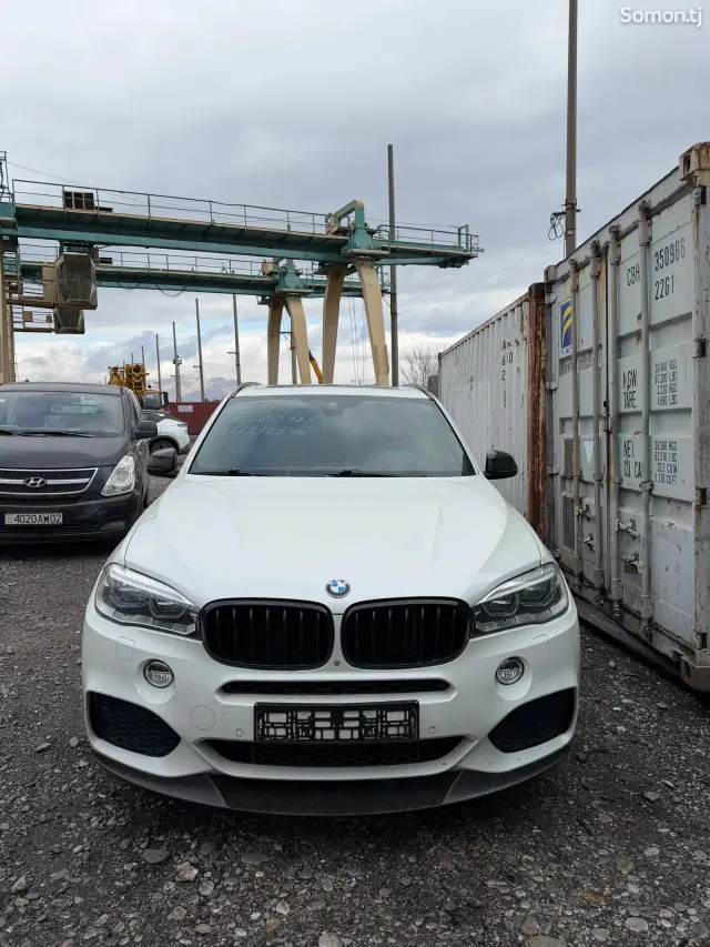 BMW X5 M 2015 · 4.0 AT