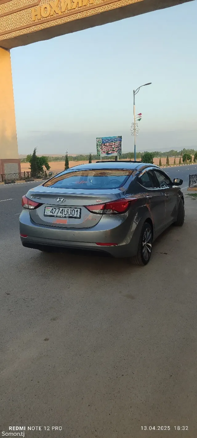 Hyundai Avante 2014 · 1.6 AT