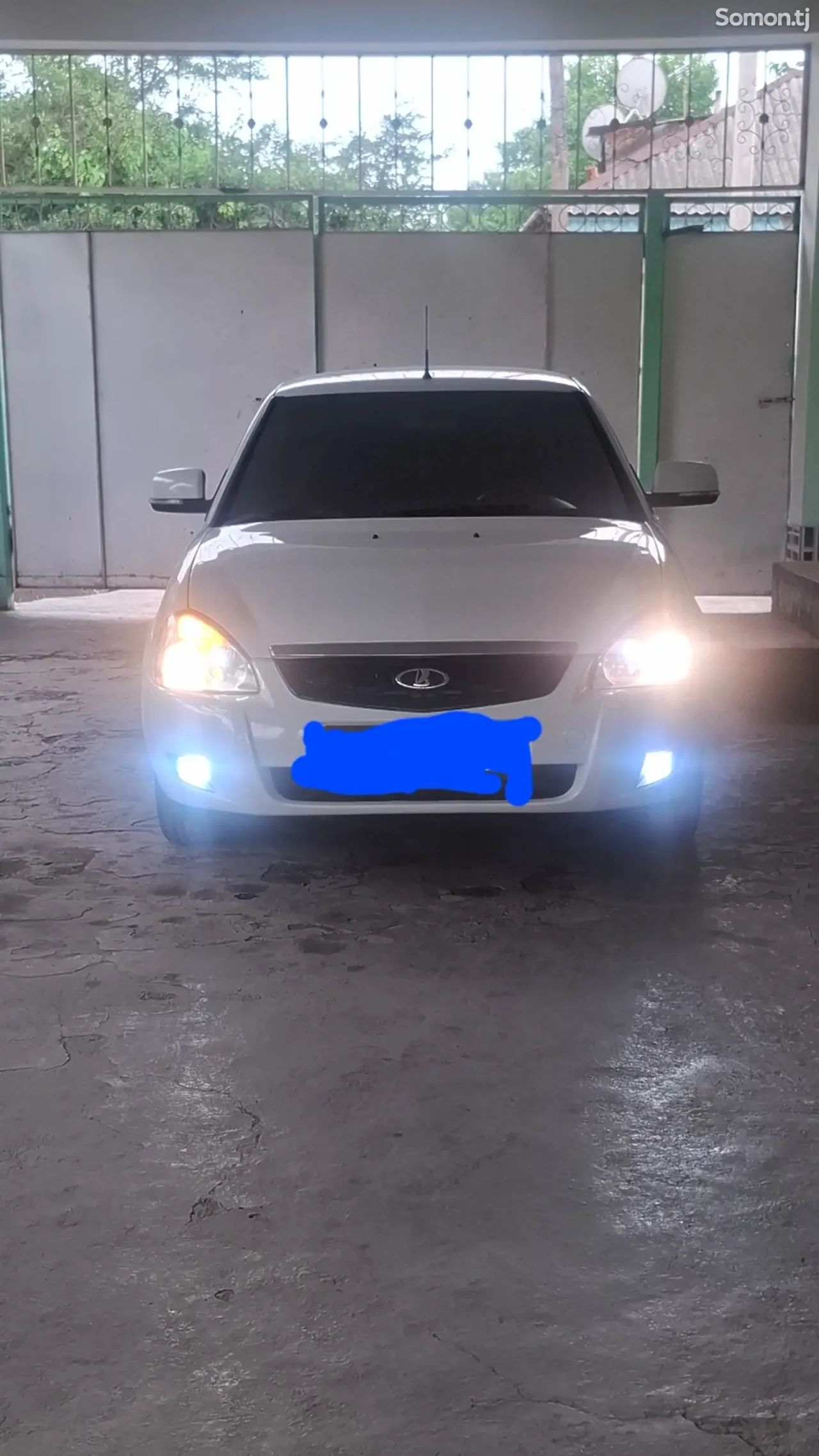 Lada (ВАЗ) Priora 2013 · 1.6 MT