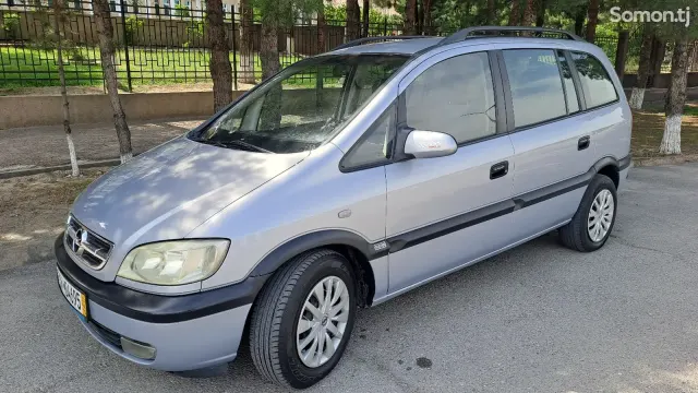 Opel Zafira 2002 · 1.6 MT