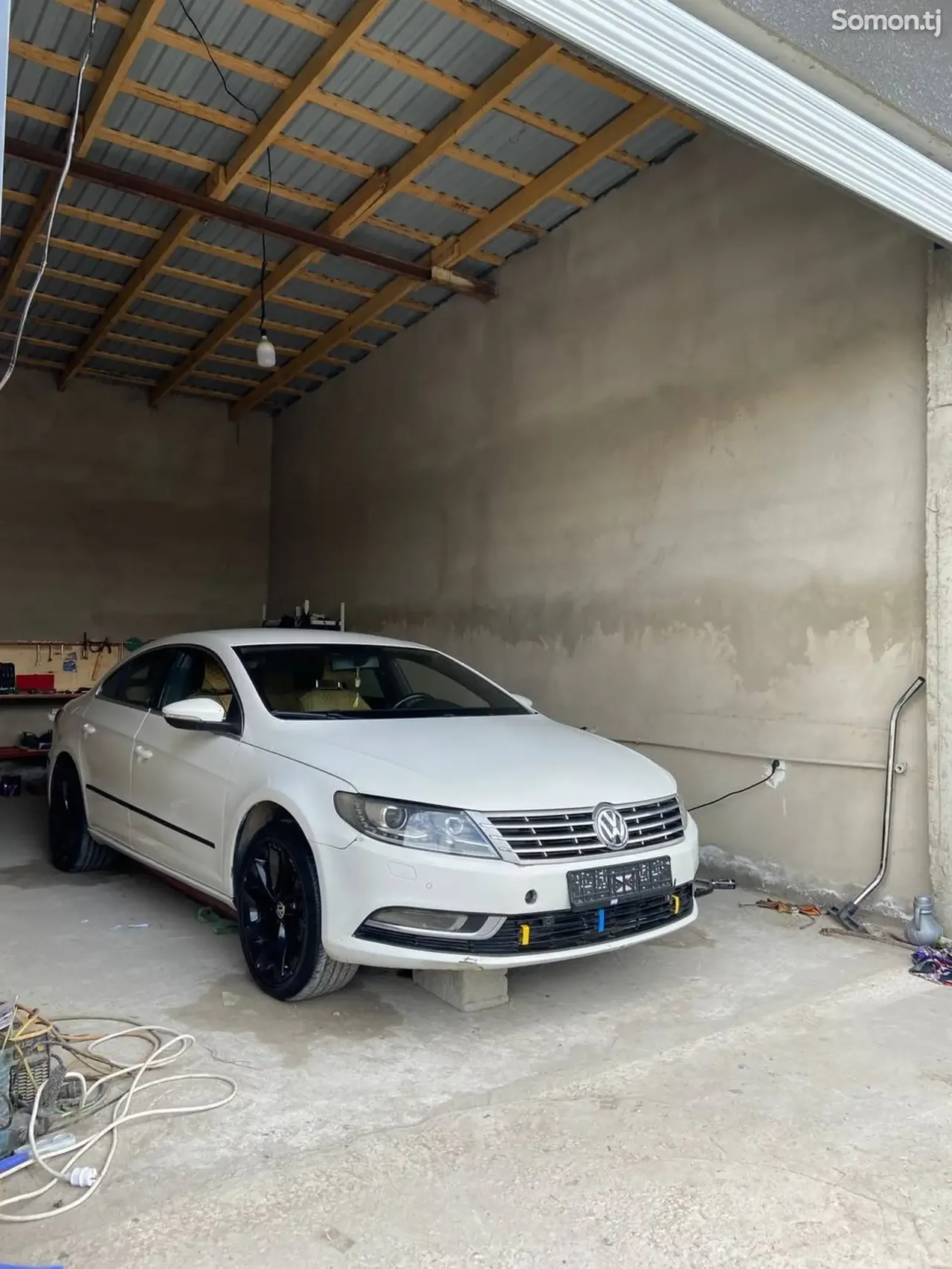 Volkswagen Passat 2012 · 1.8 AT