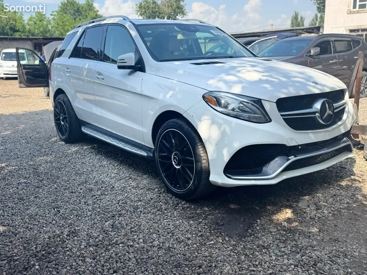 Mercedes-Benz GLE class 2017 · 3.5 AT