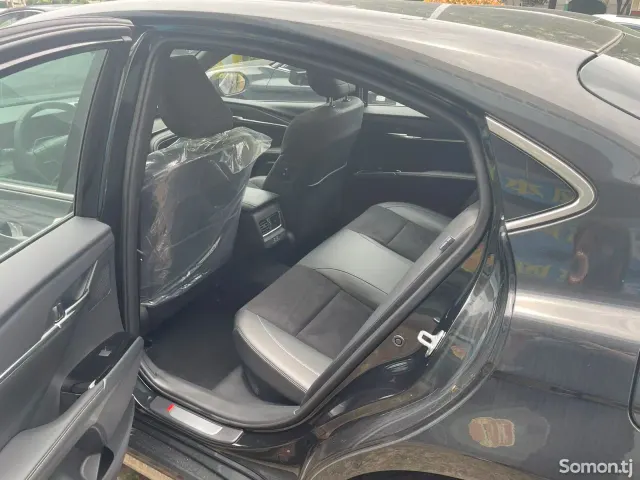 Toyota Camry 2026 · 2.5 AT