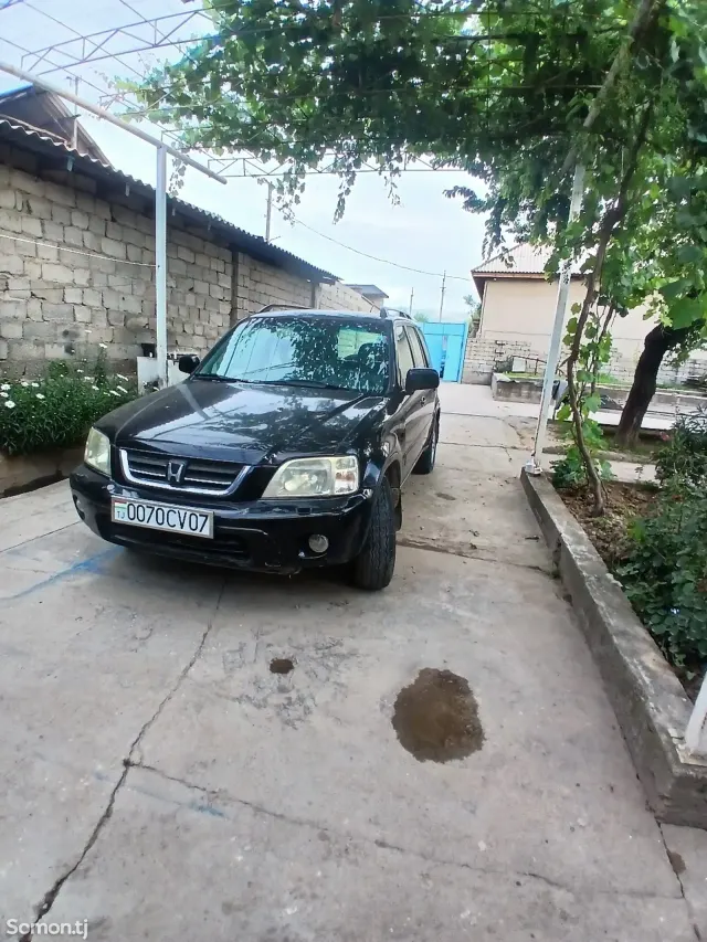 Honda CR-V 2000 · 2.0 MT