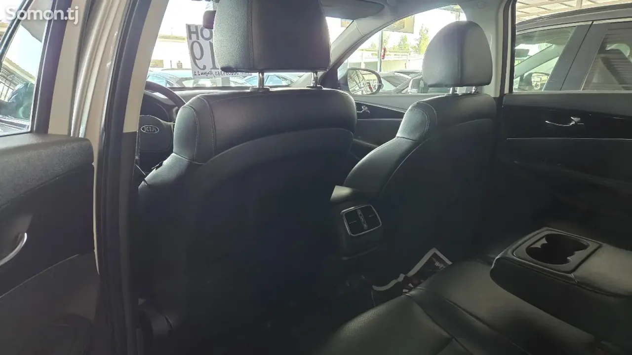 Kia Sorento 2019 · 2.2 AT