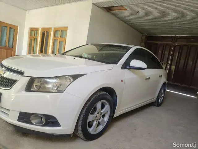 Chevrolet Cruze 2009 · 1.6 AT