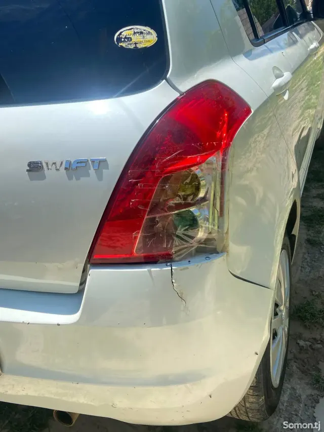 Suzuki Swift 2007 · 1.3 AT