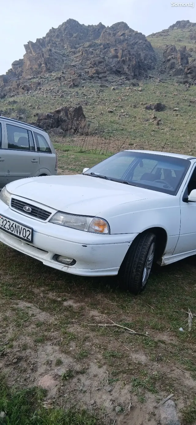 Daewoo Nexia 1995 · 1.6 MT