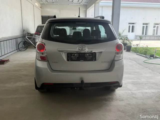 Toyota Verso 2014 · 1.8 MT