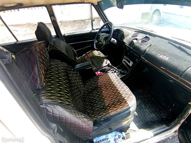 Lada (ВАЗ) 2106 1990 · 1.1 MT