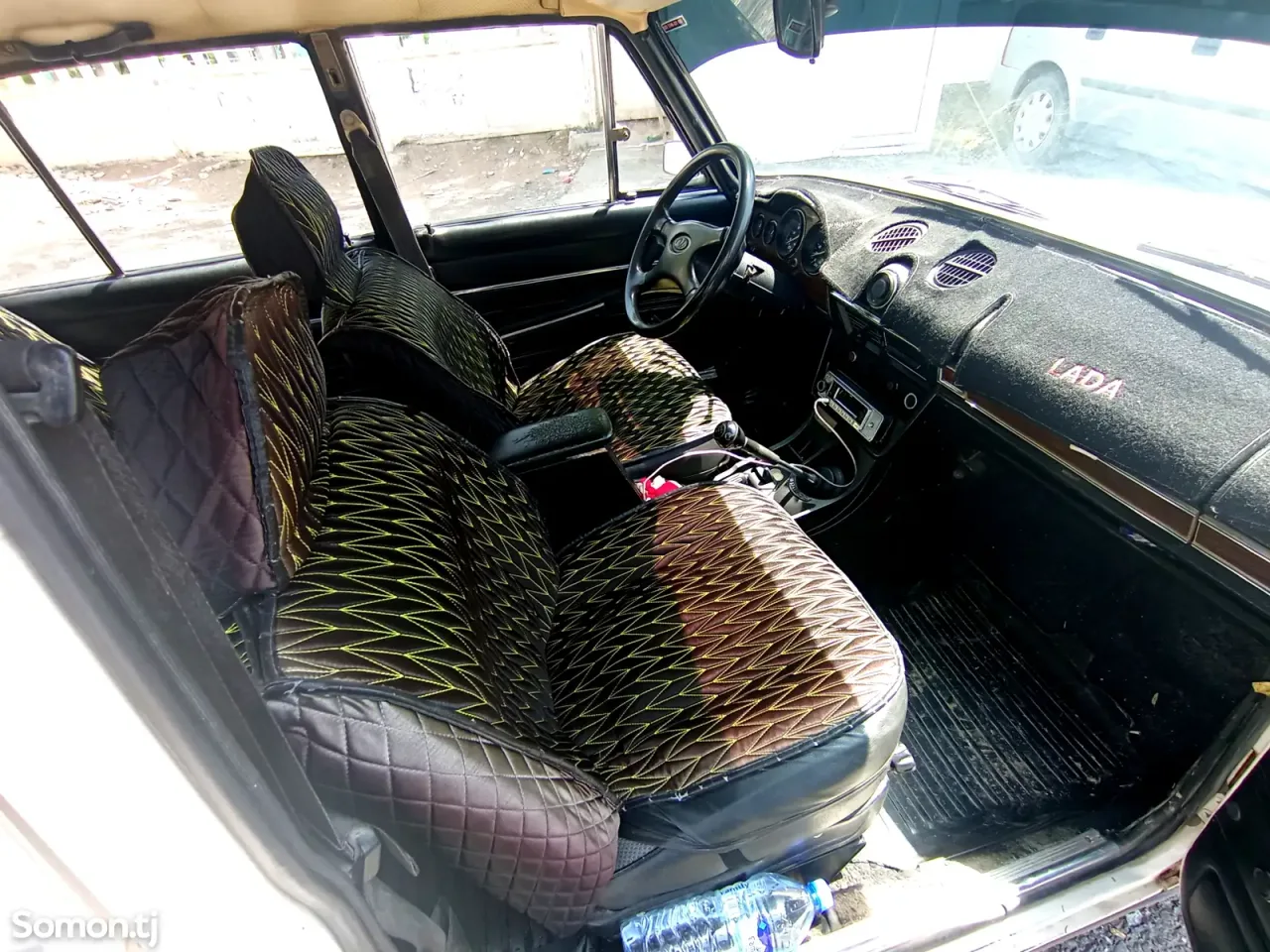 Lada (ВАЗ) 2106 1990 · 1.1 MT