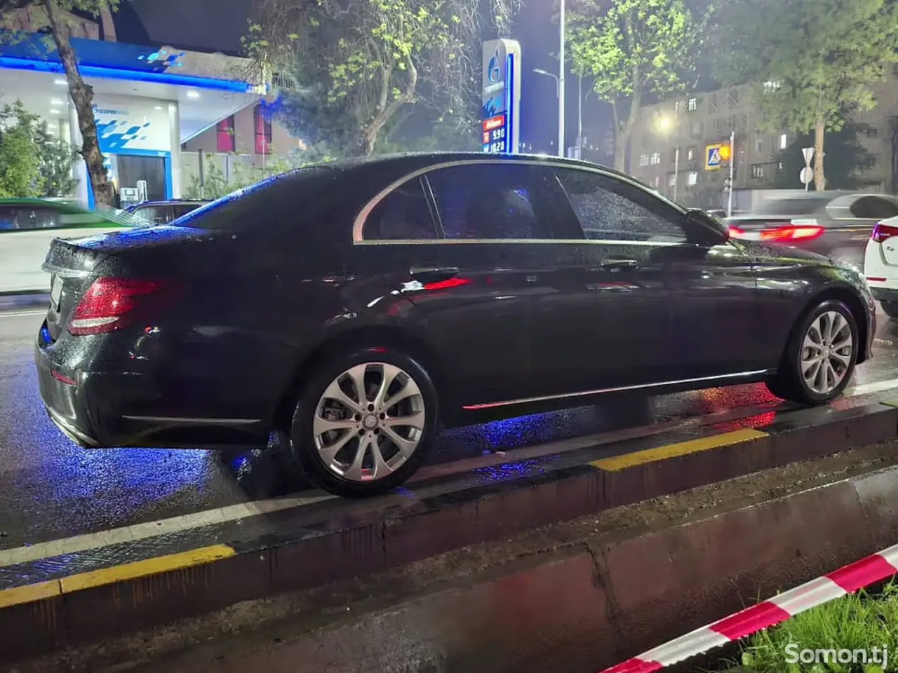 Mercedes-Benz E class 2016 · 3.0 AT