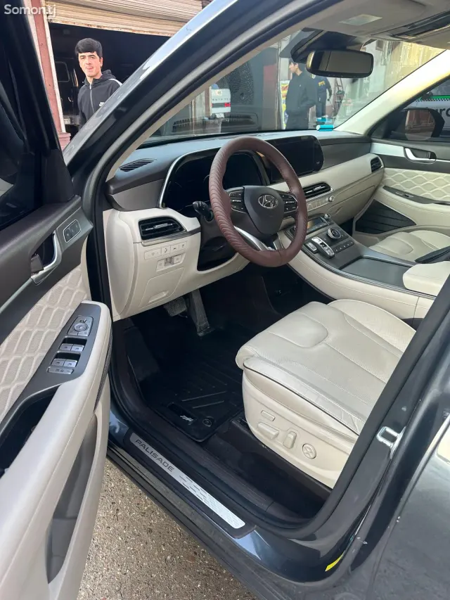 Hyundai Palisade 2020 · 3.8 AT