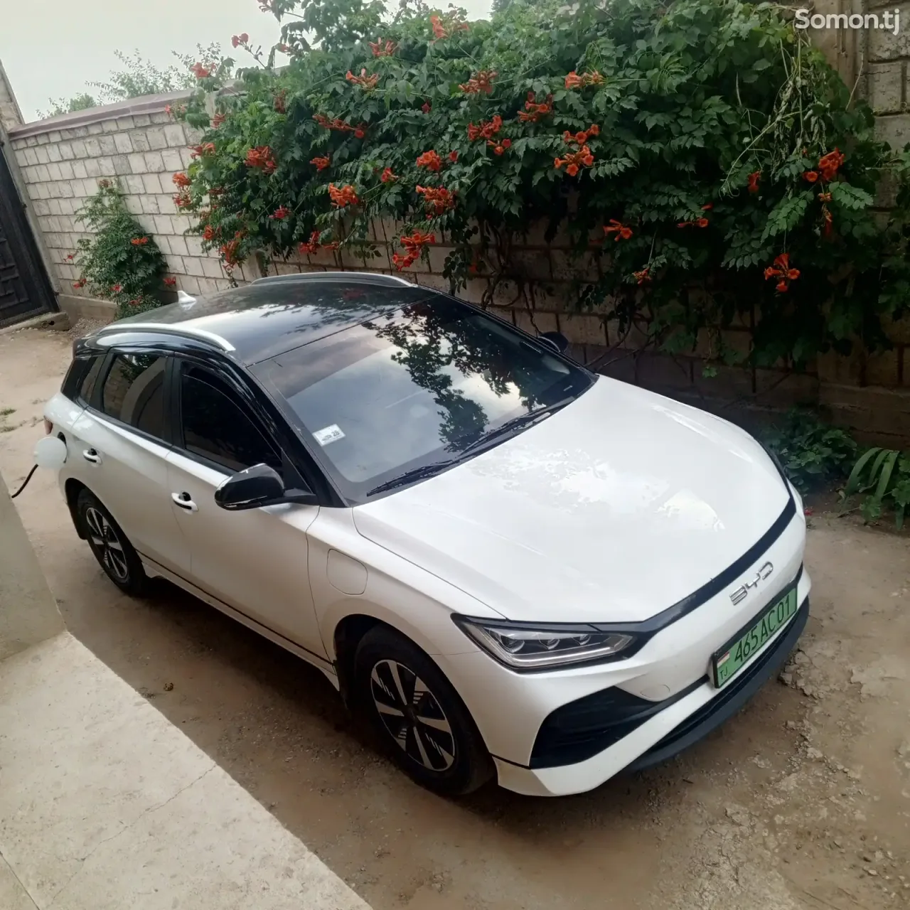 BYD E2 2025 · AT