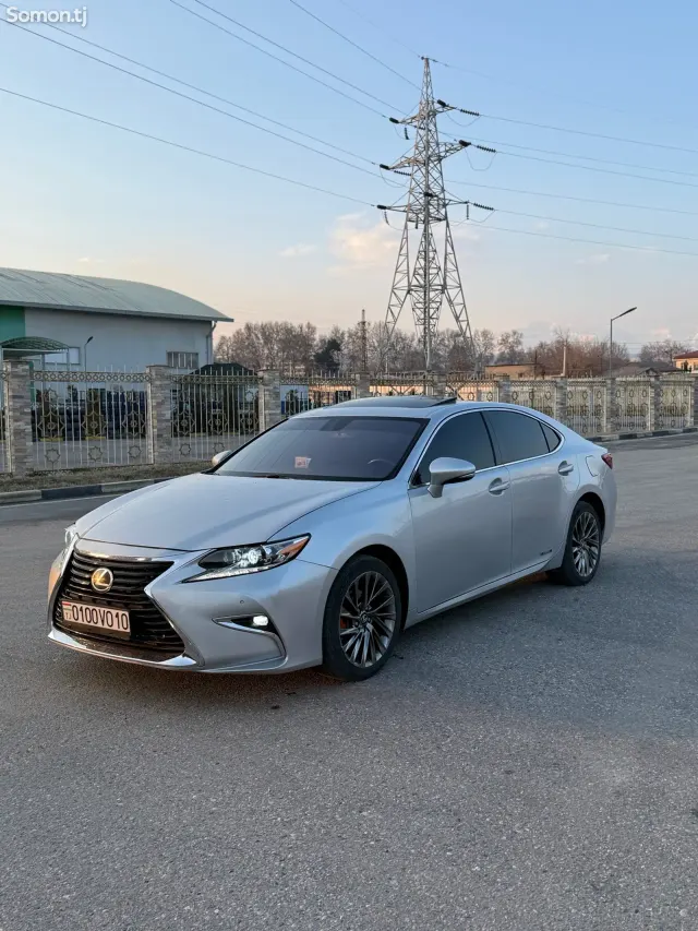 Lexus ES series 2014 · 3.0 CVT