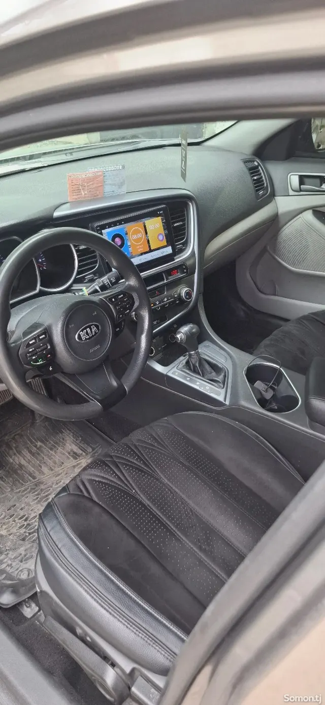 Kia Optima 2015 · 2.4 AT