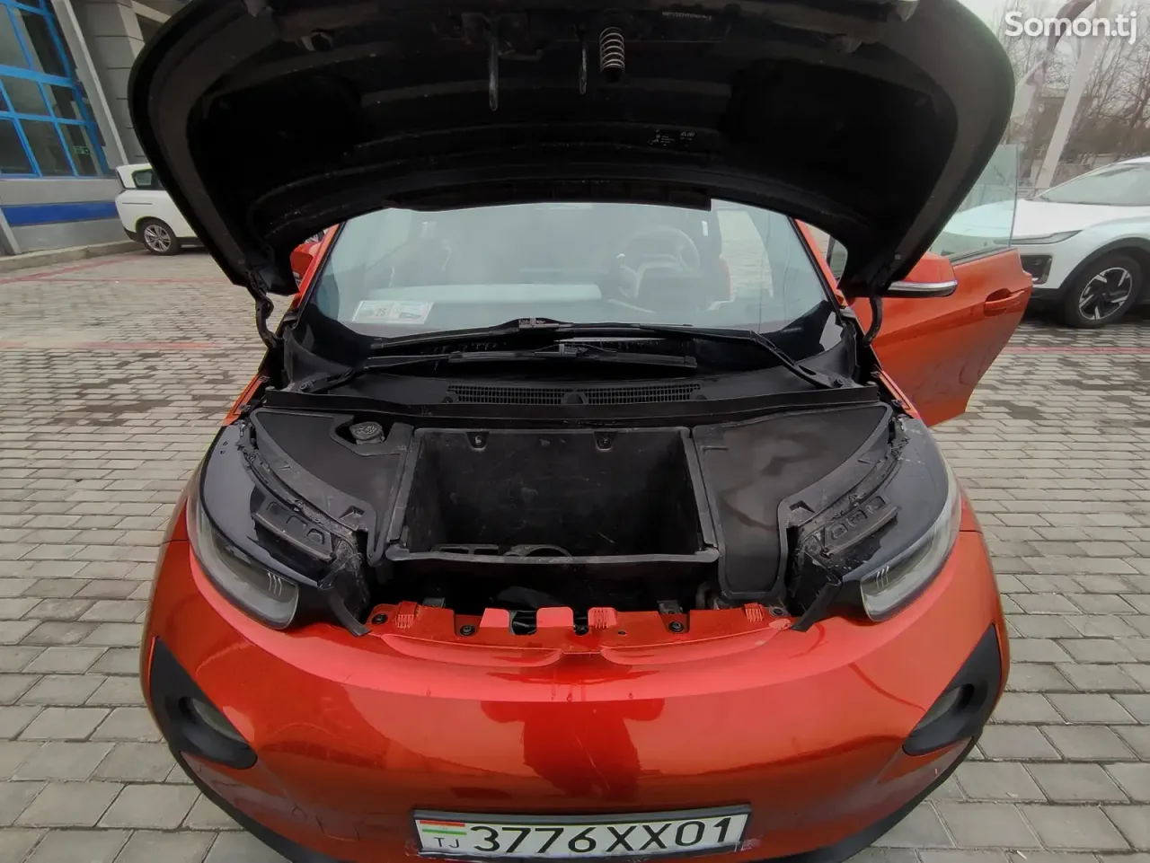 BMW i3 2014 · AT