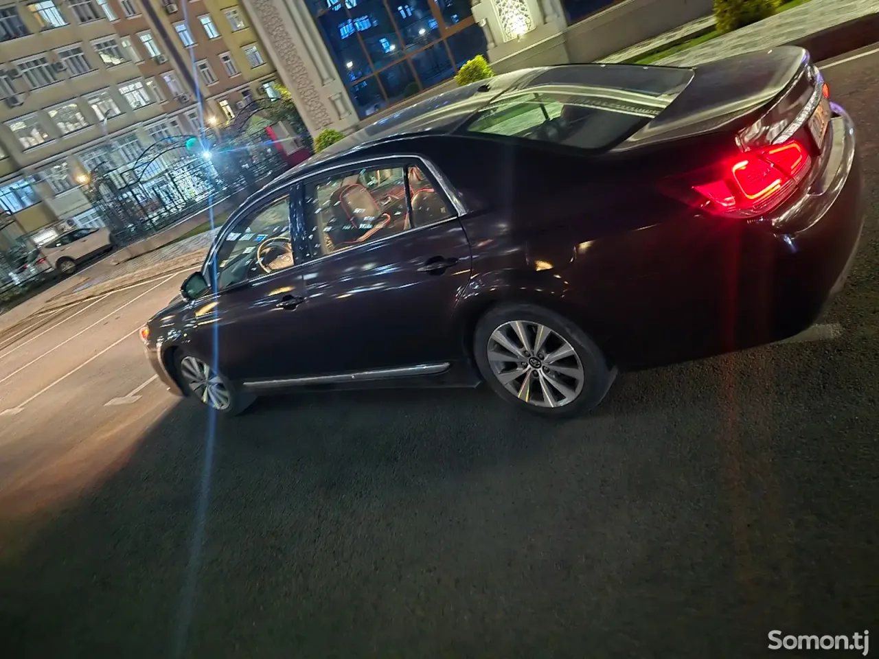 Toyota Avalon 2012 · 3.5 AT