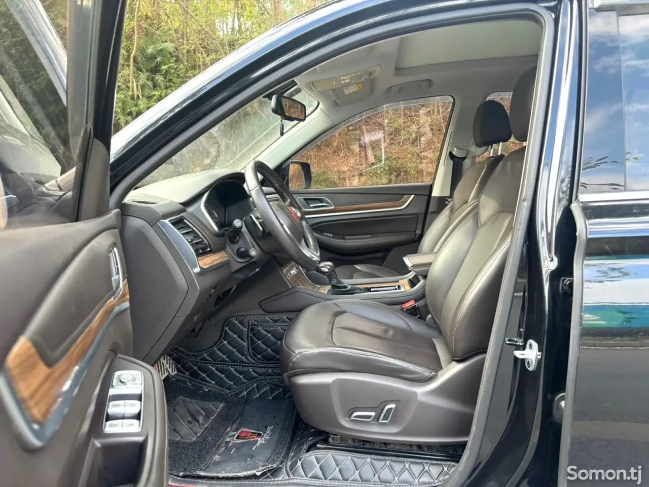 Roewe RX8 2018 · 2.0 AT