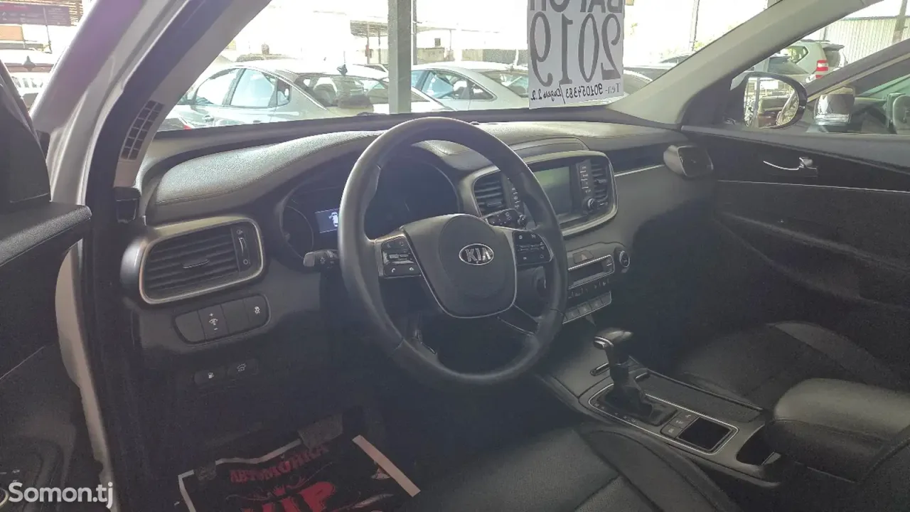 Kia Sorento 2019 · 2.2 AT