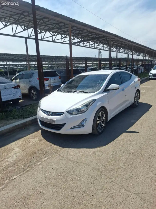 Hyundai Avante 2014 · 1.6 AT