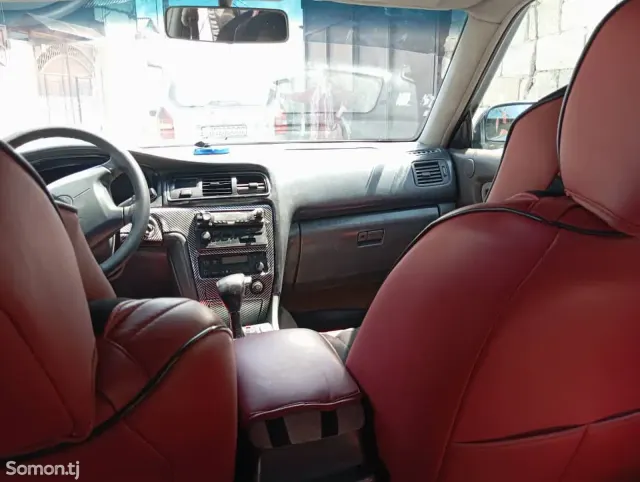 Toyota Mark II 1996 · 2.0 AT