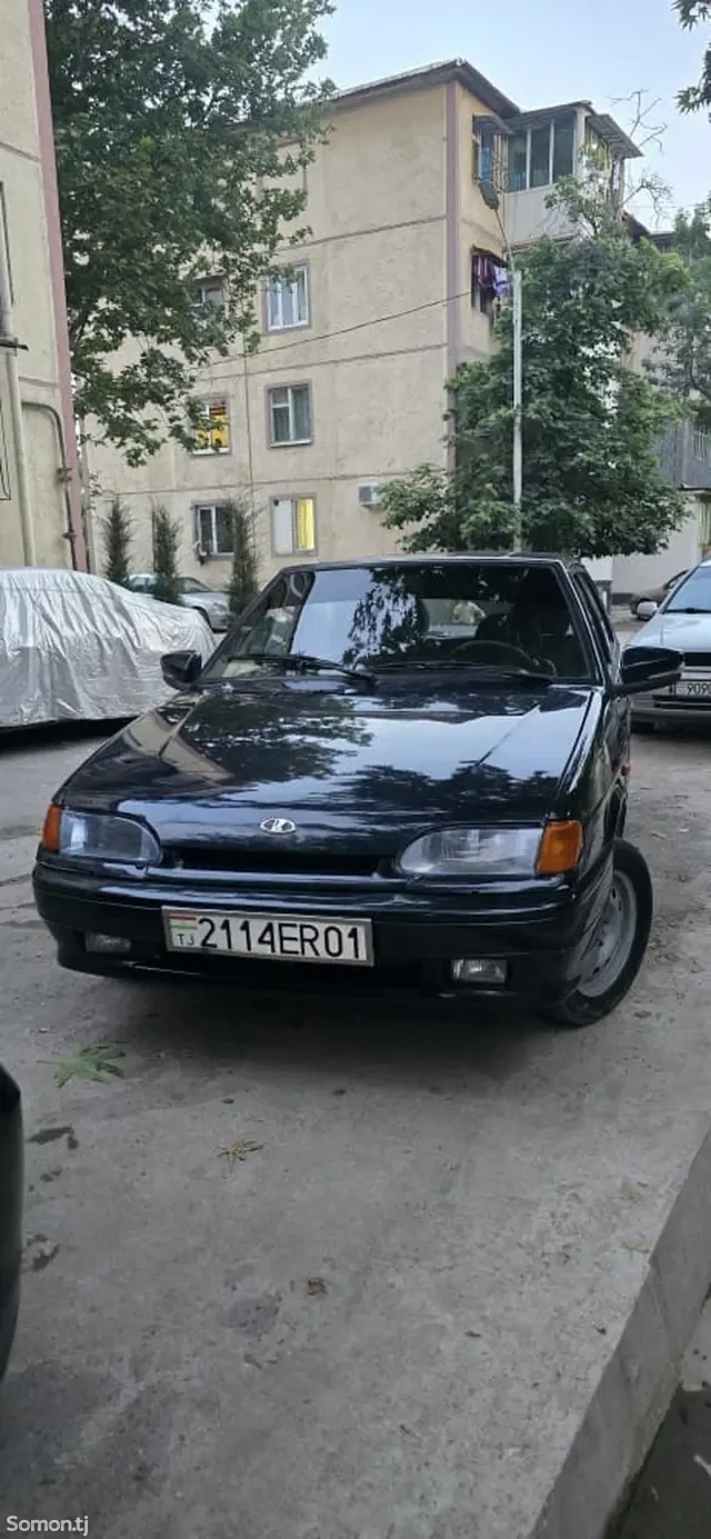 Lada (ВАЗ) 2114 2009 · 1.7 MT