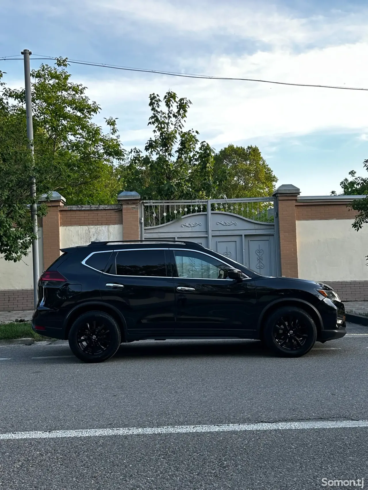 Nissan Rogue 2020 · 2.5 AT