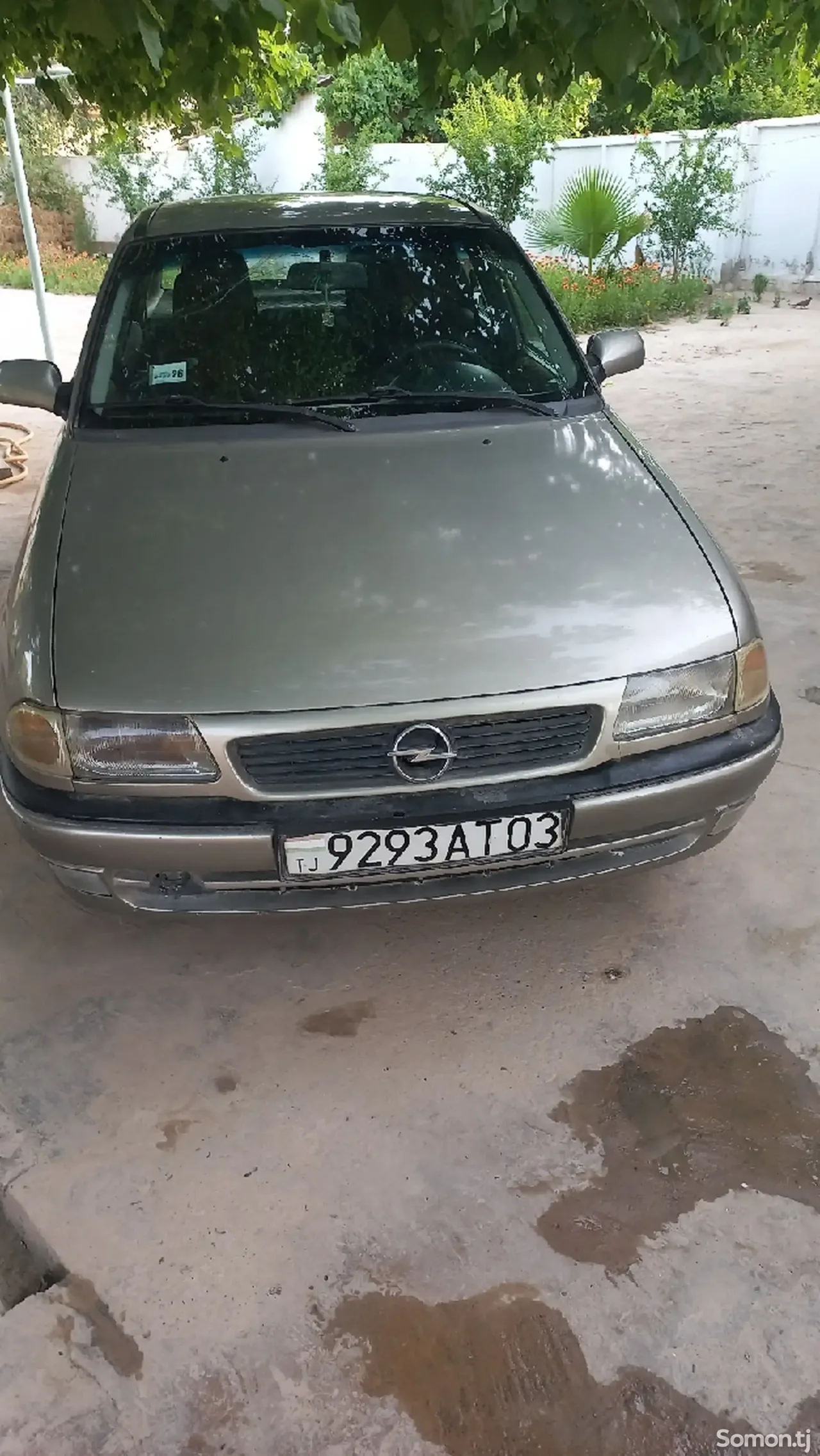 Opel Astra F 1997 · 1.6 MT