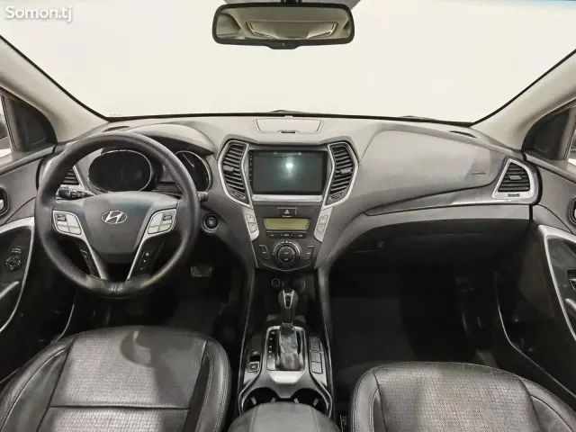 Hyundai Santa Fe 2016 · 2.4 AT