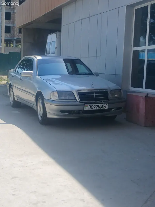 Mercedes-Benz C class 1994 · 1.8 MT