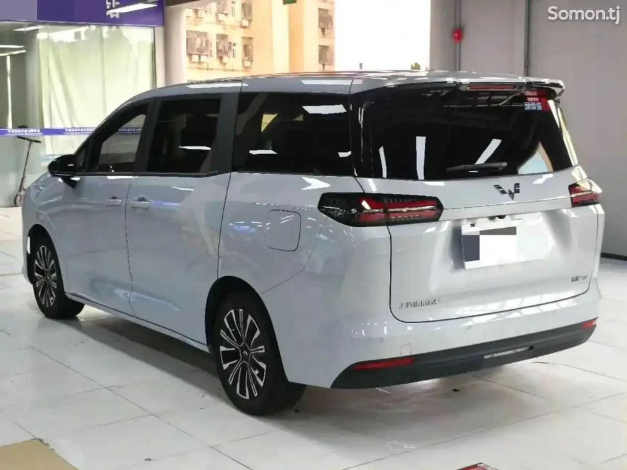 Wuling Starlight 2025 · AT
