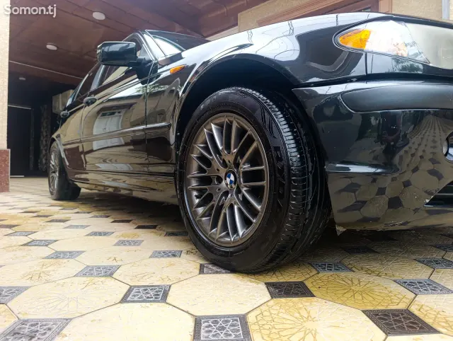 BMW 3 series 2002 · 1.8 MT