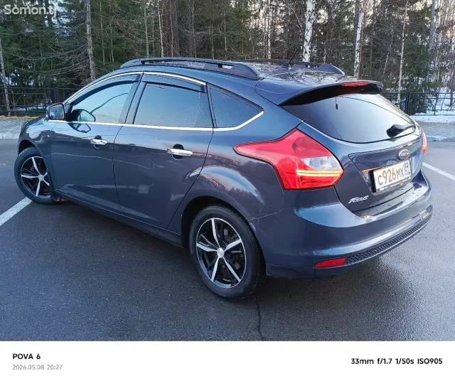 Ford Focus 2012 · 1.6 MT