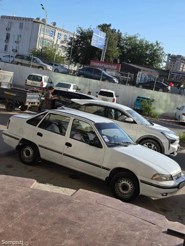 Daewoo Nexia 1996 · 1.6 MT