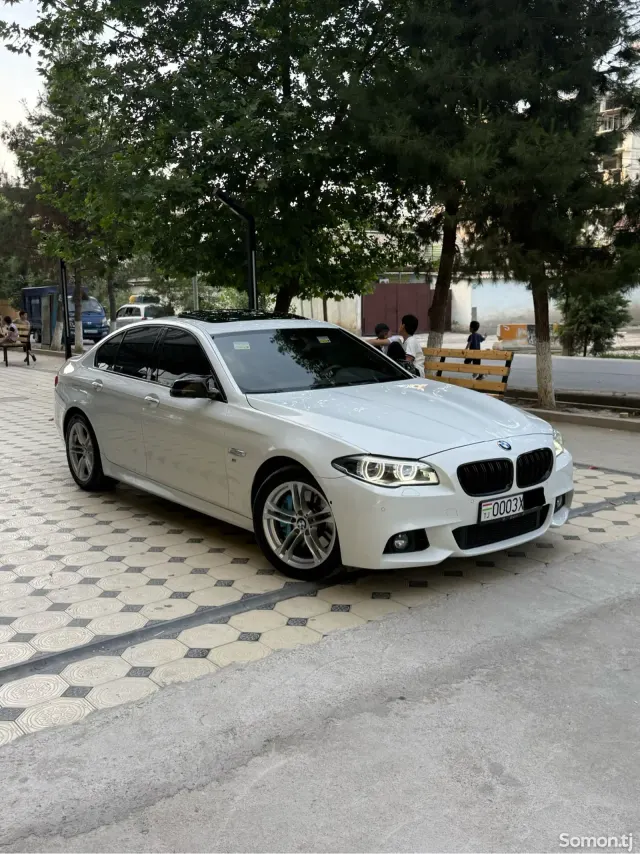 BMW 5 series 2015 · 3.0 AT