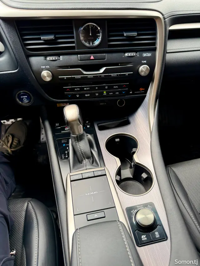 Lexus RX series 2022 · 4.5 AT