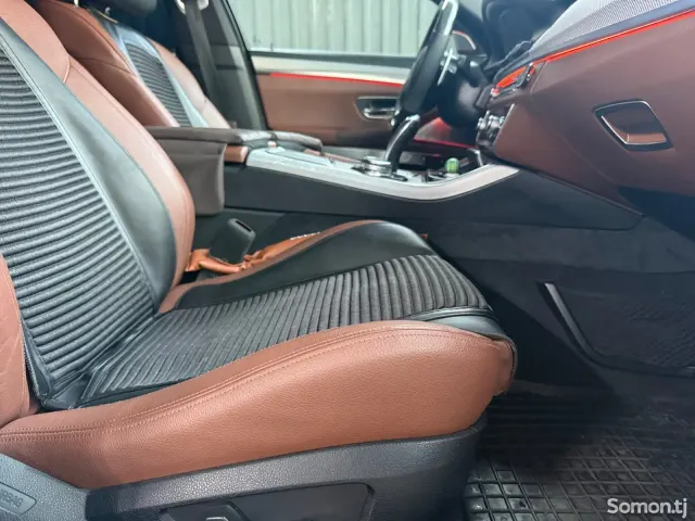 BMW 5 series 2013 · 2.0 AT
